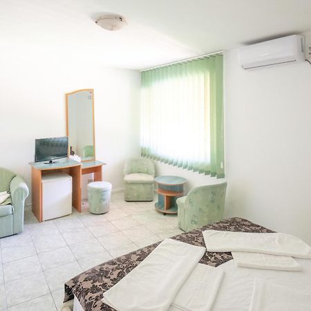 Complex Tismana 3* All Inclusive Jupiter Extérieur photo