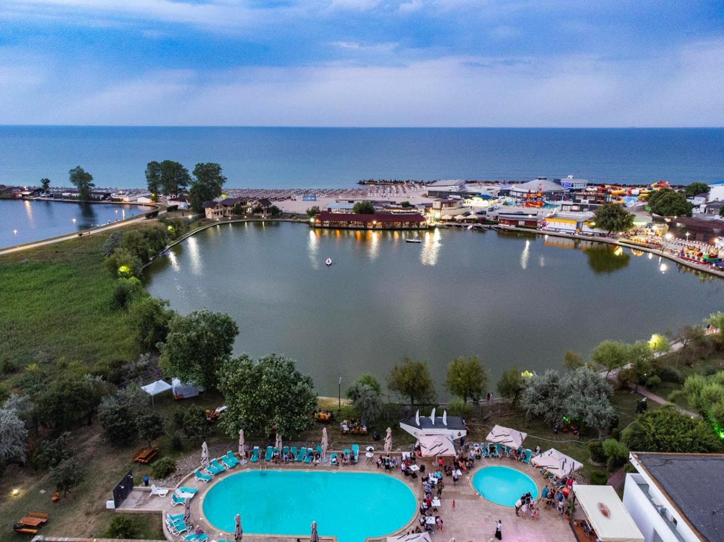 Complex Tismana 3* All Inclusive Jupiter Extérieur photo